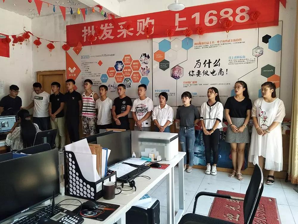 卓尔不群,超逸绝伦——卓逸战队风采